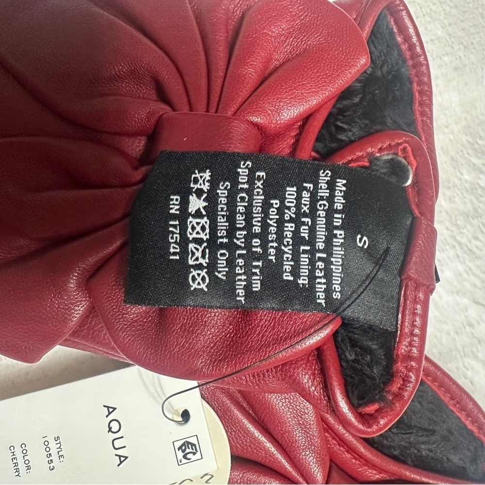 Aqua Red Leather Gloves with Bow - Picture 3 of 4